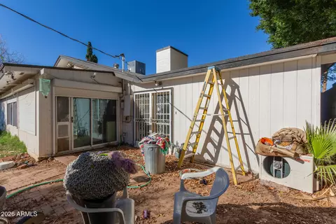 Exterior - 1615 E Hudson Dr, Tempe, AZ 85281 photo 8 of 13