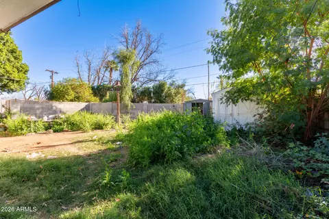 Exterior - 1615 E Hudson Dr, Tempe, AZ 85281 photo 10 of 13