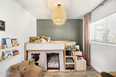 Bedroom - 4215 E Flower St, Phoenix, AZ 85018 photo 6 of 8