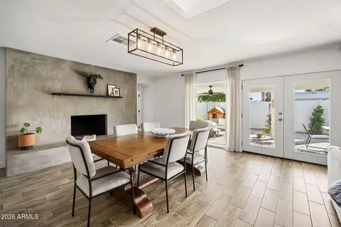 Dining - 4215 E Flower St, Phoenix, AZ 85018 photo 3 of 3