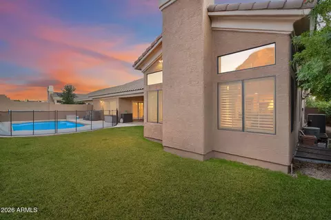 Exterior - 1538 E Acoma Dr, Phoenix, AZ 85022 photo 4 of 7