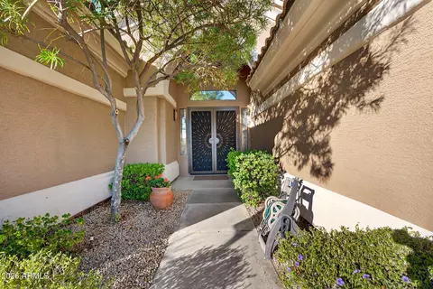 Exterior - 1538 E Acoma Dr, Phoenix, AZ 85022 photo 3 of 7