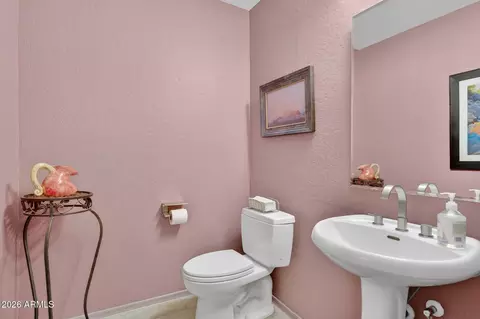 Bath - 1538 E Acoma Dr, Phoenix, AZ 85022 photo 4 of 4