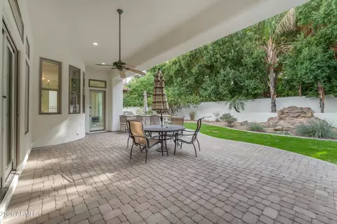 Exterior - 303 E Wexford Cv, Phoenix, AZ 85020 photo 1 of 4