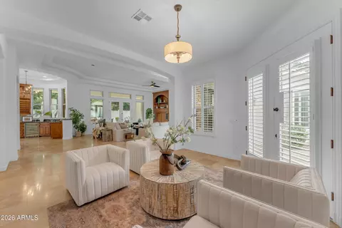 Living - 303 E Wexford Cv, Phoenix, AZ 85020 photo 5 of 5