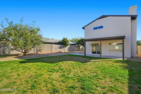 Exterior - 1410 E Topeka Dr, Phoenix, AZ 85024 photo 3 of 5