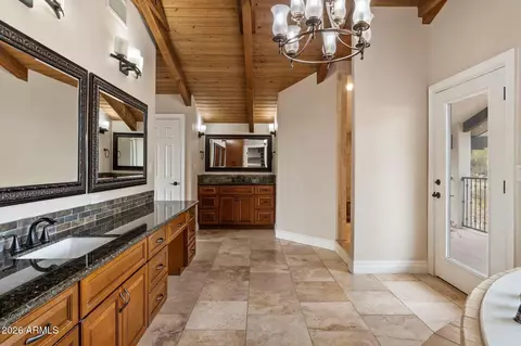 Bath - 36723 N 33rd Ave, Phoenix, AZ 85086 photo 4 of 7