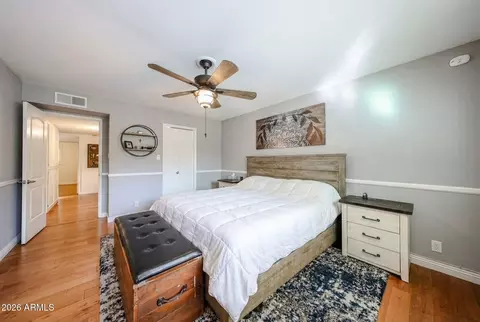 Bedroom - 7113 N 8th Ave, Phoenix, AZ 85021 photo 2 of 4