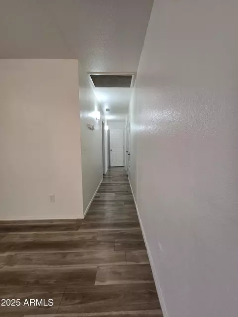 Entry Way - 3408 W Mclellan Blvd, Phoenix, AZ 85017 photo 1 of 1
