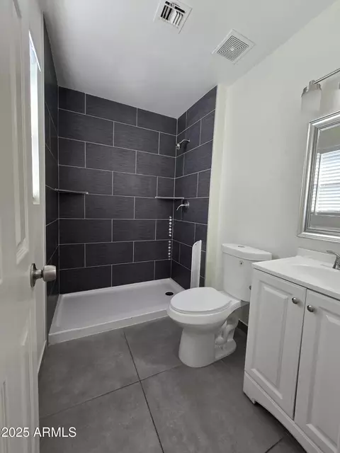 Bath - 3408 W Mclellan Blvd, Phoenix, AZ 85017 photo 1 of 3