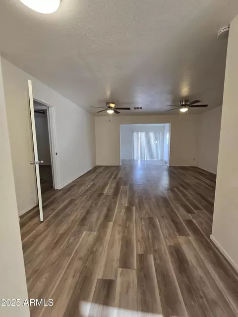 Living - 3408 W Mclellan Blvd, Phoenix, AZ 85017 photo 1 of 4