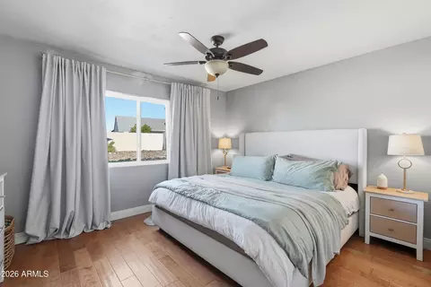 Bedroom - 1314 E Utopia Rd, Phoenix, AZ 85024 photo 1 of 5