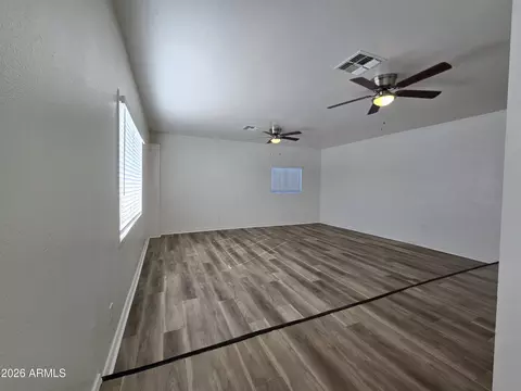 Living - 258 E Juniper St, Mesa, AZ 85201 photo 1 of 2