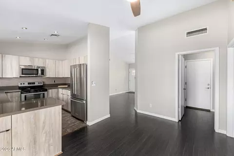2710 E Rock Wren Rd, Phoenix, AZ 85048 photo 9