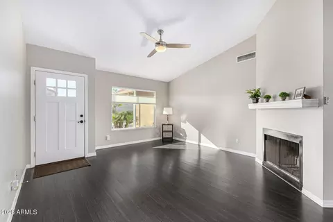 2710 E Rock Wren Rd, Phoenix, AZ 85048 photo 8