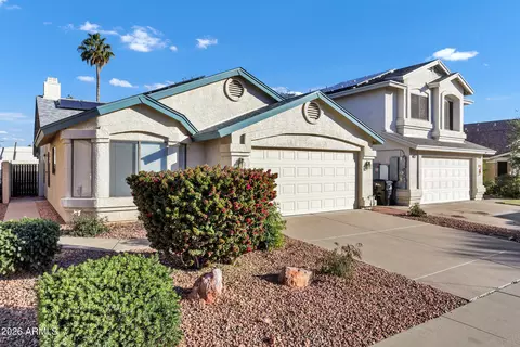 Exterior - 814 E Sack Dr, Phoenix, AZ 85024 photo 5 of 5