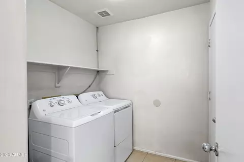 Other - 814 E Sack Dr, Phoenix, AZ 85024 photo 4 of 7