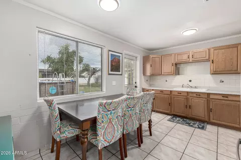 Dining - 4032 W Nancy Ln, Phoenix, AZ 85041 photo 1 of 1