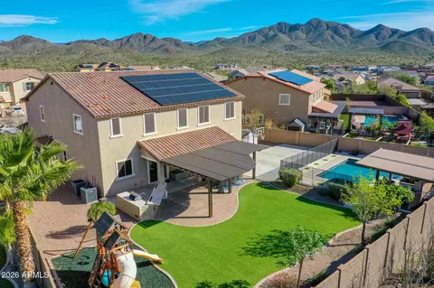 3715 W Teresa Dr, New River, AZ 85087