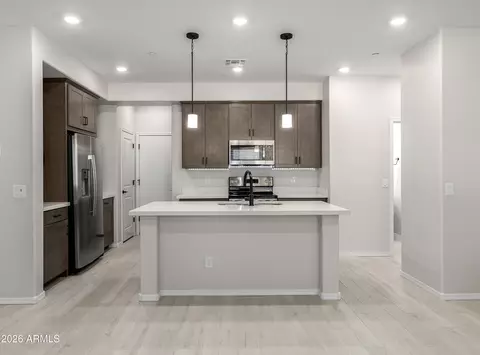 1850 E Bernie Ln #102, Gilbert, AZ 85295