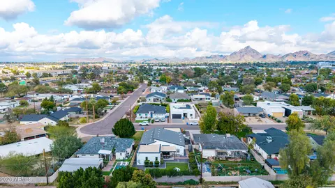 View/Area - 1831 E Montecito Ave, Phoenix, AZ 85016 photo 3 of 4