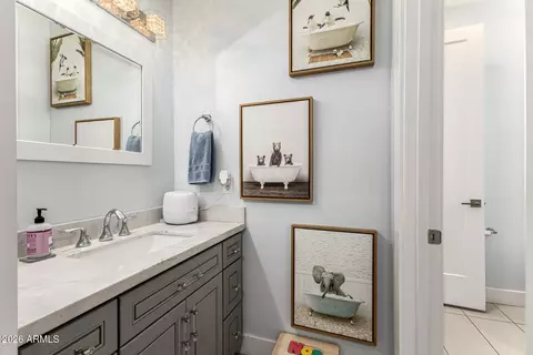 Bath - 1831 E Montecito Ave, Phoenix, AZ 85016 photo 5 of 7