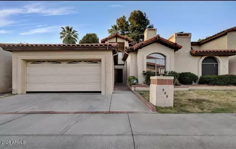 908 W Flynn Ln, Phoenix, AZ 85013