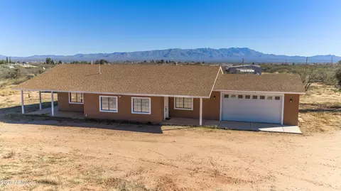 8505 E Hansford Ln, Sierra Vista, AZ 85650