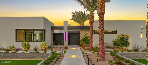 6824 E Hummingbird Ln, Paradise Valley, AZ 85253