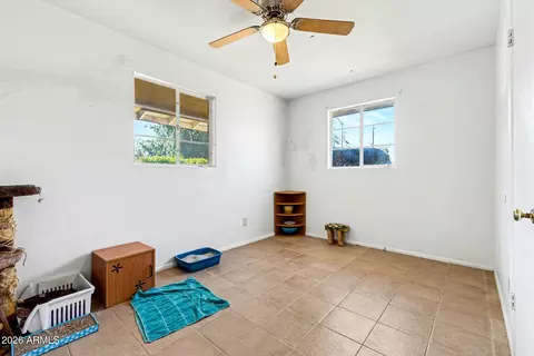Bedroom - 5225 N 8th Pl, Phoenix, AZ 85014 photo 3 of 4