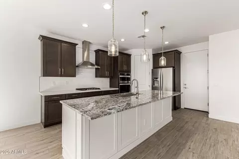 Kitchen - 735 E Marblewood Way, Phoenix, AZ 85048 photo 1 of 5