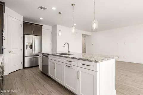Kitchen - 735 E Marblewood Way, Phoenix, AZ 85048 photo 5 of 5