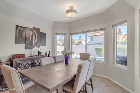 Dining - 2333 Egret Ct, Gilbert, AZ 85234 photo 4 of 4