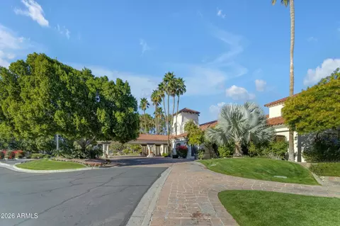 Exterior - 2333 Egret Ct, Gilbert, AZ 85234 photo 9 of 14