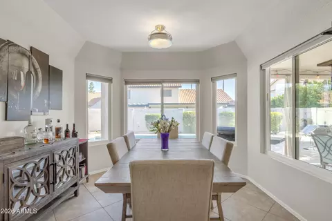Dining - 2333 Egret Ct, Gilbert, AZ 85234 photo 2 of 4