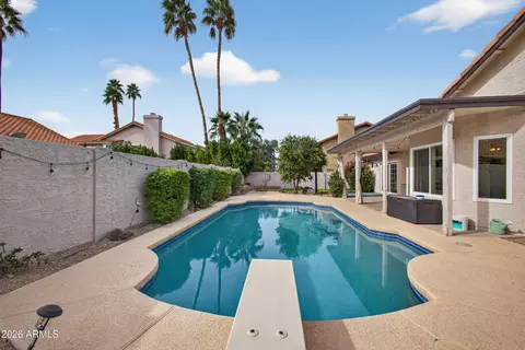 Exterior - 2333 Egret Ct, Gilbert, AZ 85234 photo 5 of 14