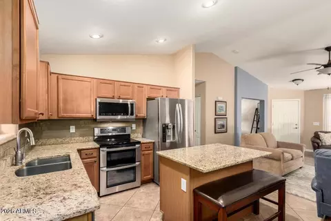 41793 W Sunland Dr, Maricopa, AZ 85138