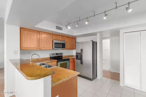 Kitchen - 1234 E Helena Dr, Phoenix, AZ 85022 photo 2 of 3