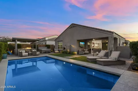 Exterior - 2248 E Questa Dr, Phoenix, AZ 85024 photo 3 of 7