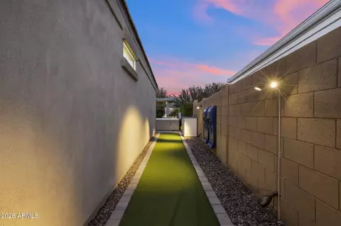 Entry Way - 2248 E Questa Dr, Phoenix, AZ 85024 photo 4 of 4