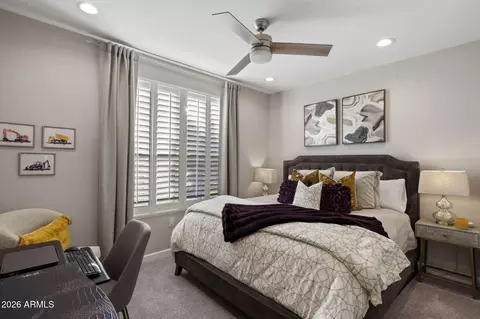 Bedroom - 2248 E Questa Dr, Phoenix, AZ 85024 photo 4 of 4