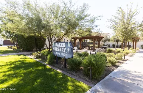 Exterior - 3906 E Crittenden Ln, Phoenix, AZ 85018 photo 17 of 20