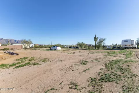Exterior - 1925 E Greasewood St, Apache Junction, AZ 85119 photo 8 of 11