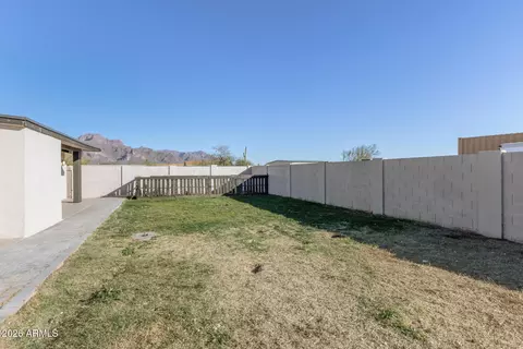 Exterior - 1925 E Greasewood St, Apache Junction, AZ 85119 photo 10 of 11