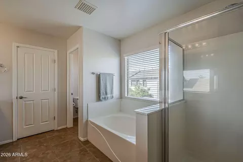 Bath - 3816 E Phelps St, Gilbert, AZ 85295 photo 2 of 5