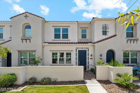 4077 S Sabrina Dr #30, Chandler, AZ 85248