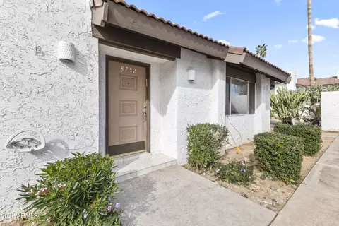 8752 E Via De La Luna --, Scottsdale, AZ 85258