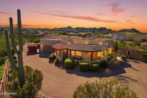 407 E Silver King Rd, Queen Valley, AZ 85118