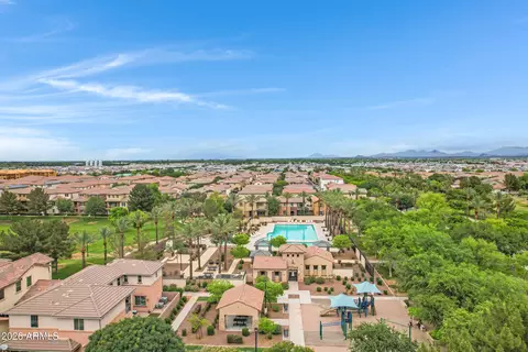 894 S Utilis Dr, Gilbert, AZ 85296 photo 32