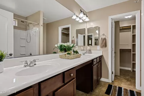894 S Utilis Dr, Gilbert, AZ 85296 photo 21